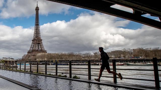 17d83cdaa5fec1b4b8962e9d847324a1