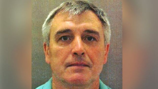 8d1590e359cd9a3fcdd540444dc45b76