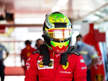 6a08f8e4575cec97c7d8fd727497e712