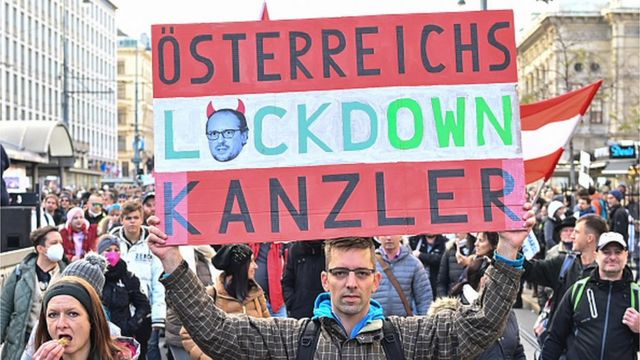 cdb74312a78e782e6ddc2ff818b7b356