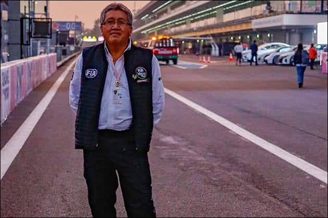 0f4597334b6c7f6f3e8ea884c78be861